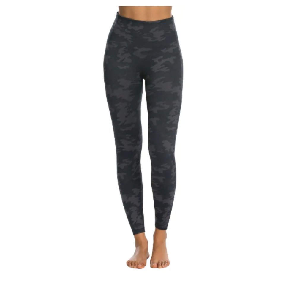 SPANX Camo Leggings - Black and Gray